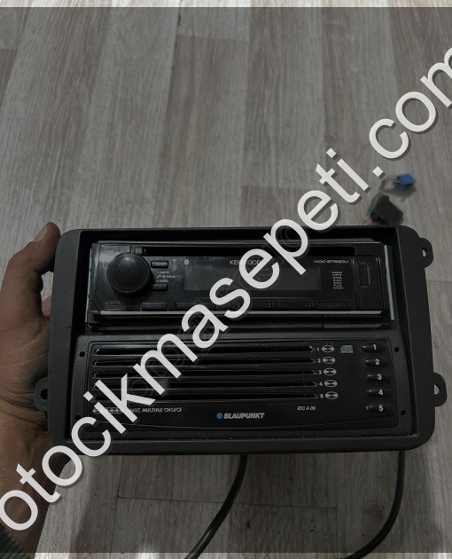 VOLKSWAGEN GOLF 5 CD ÇALAR ORJİNAL ÇIKMA